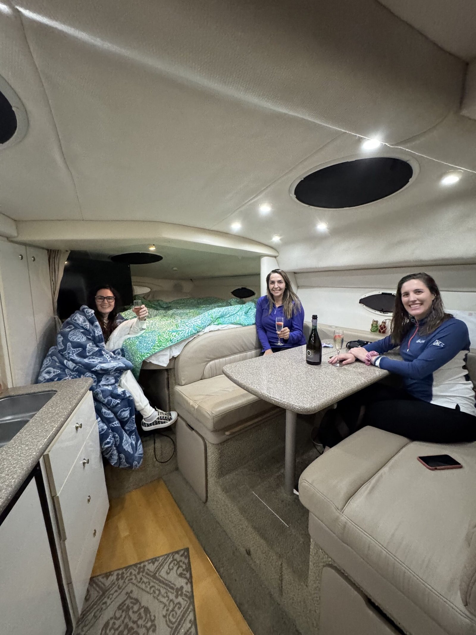 33 foot Motor Yacht Interior