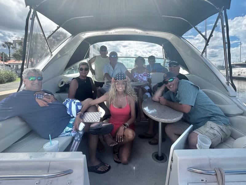 33 foot Motor Yacht aft 2