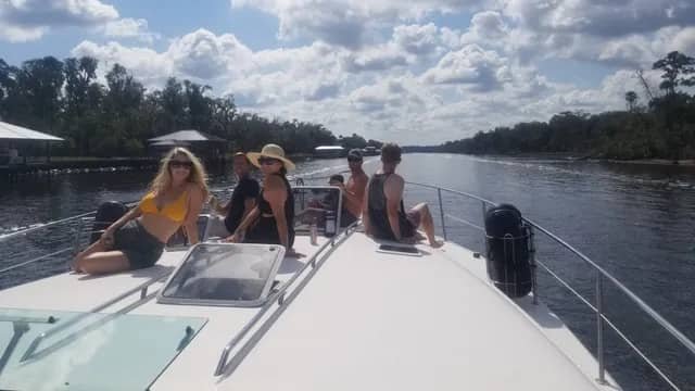 44 foot Searay 2